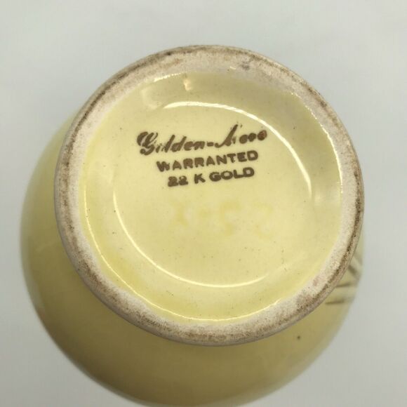 Vintage Golden Aero Warranted 22 K Gold Pale Yellow Lotus Flower Flute Bud Vase - Picture 10 of 10